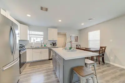 Image de Warm & Comfy 4bd near Nrg, Stadium Medical and Ctr