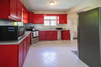 Image de Best E Villas St Silas St James. Private 3 Bedroom 2. 5 Bathroom Apt Near Golf