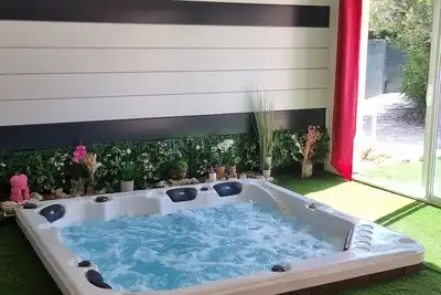 Image de Villa Las Bouzigues\nJacuzzi 6 places et billard