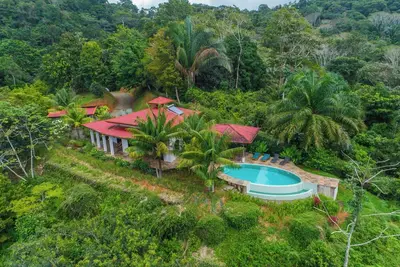 Image de Villa La Hacienda Lovejoy, private jungle setting! 4-6 p / Pool and Wi-Fi