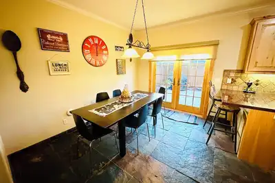 Image de Charming & Central 2200 sq. feet house in Davis walking distance to everywhere