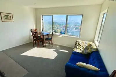 Image de Harbour Views & City Lights – Peaceful 2br Retreat