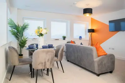 Image de Luxury Apartment | 2br | Central | Sleeps 5 | Free Parking