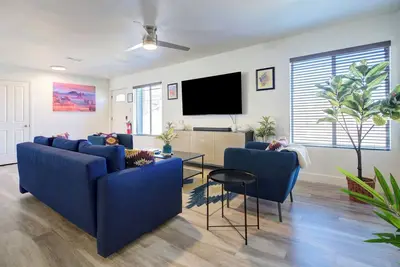 Image de Modern Retreat with free Ev Charging, Games & Fire Pit