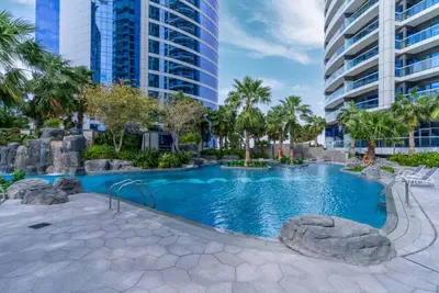 Image de Luxury 1br with Infinity Pool - Business Bay