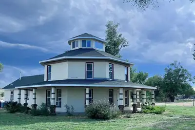 Image de Spacious 3 bed, 3 bath Eastern Colorado Farmhouse Retreat
