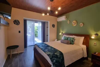 House Monstera del Arenal