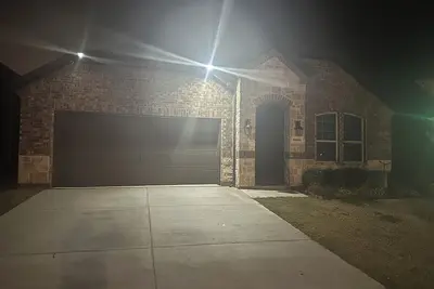 Image de Luxury stay 4 bedroom in Aubrey