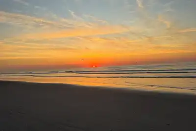 Image de Spacious 5-bedroom house in gorgeous Brigantine with bay view