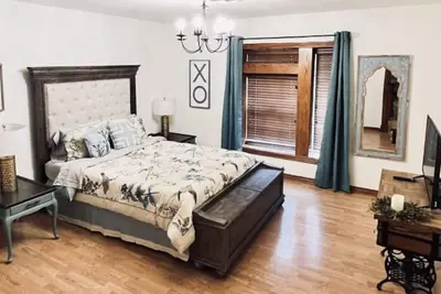 Image de Hanza's Heartland- The retreat you deserve-Charming 4-bedroom /5 bed house