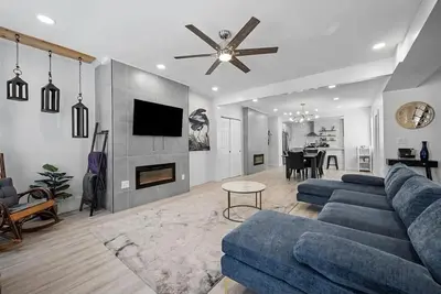 Image de Spacious and Beautiful 4bd/3. 5br