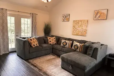 Image de Spacious 3-bedroom with 3 free parking in Auburn