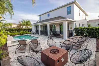 Image de Private Pool, Movie Theater & Game Room Near Disney