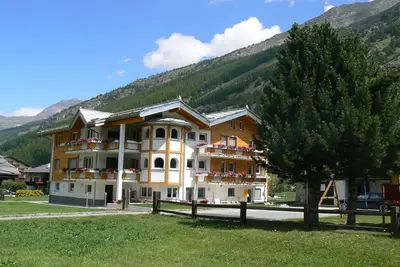 Image de Séjour à la montagne avec balcon