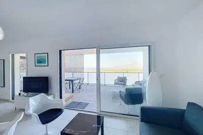 Image de T3 vue panoramique sur la baie de Calvi