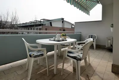 Image de Charmant appartement avec piscine et solarium