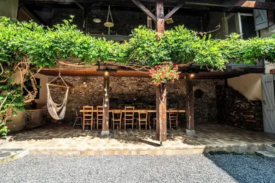 Image de Superbe maison de village, classée 5*, idéal pour  familles, amis et cyclistes!