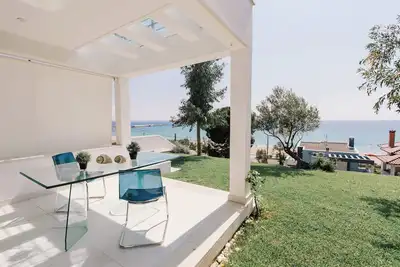 Image de Borealis Beachfront Villa, Moudania
