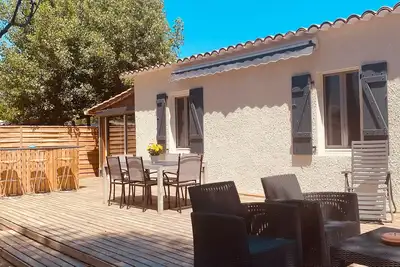 Image de Maison de vacances tout confort sur terrain spacieux proche des plages - V0826