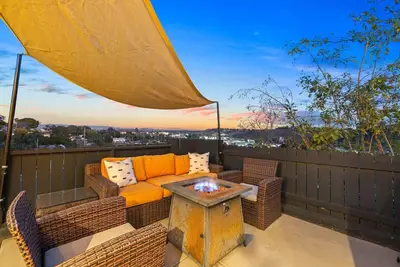 Image de Dog-Friendly Oasis: Hot Tub, Ac & Game Room