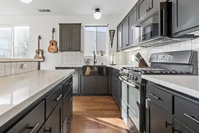 Image de Pine at Evergreen - Boutique Hotel