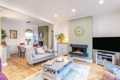 Image de Quayside Cottage - Trois Chambres Maison, Couchages 6