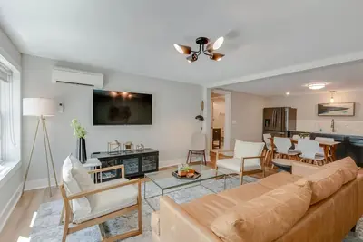 Image de Beautiful Bungalow-Historic Franklin Quadplex