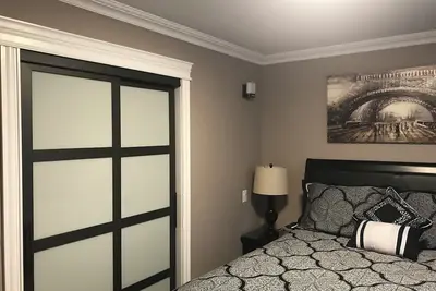 Image de Modern 2- bedroom apartment in downtown