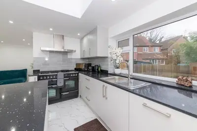 Image de Pass the Keys | Charming Modern Home in Central Wokingham