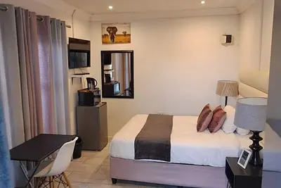 Image de Room 3 - Sleeps 2 with Private Bathroom