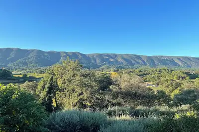 Image de Mas de charme avec vue dominante à Oppède