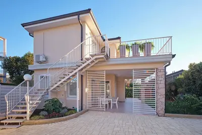 Image de Villa Dolce Vita - elegance and privacy at only 150 mts from the beautiful lake
