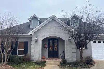 Image de Charming 3-bedroom house, minutes from Ole Miss and the Oxford Square!