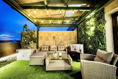 Image de Lucus Skyline by Lugo Collection