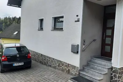 Image de Rob Picturesque and Cozy Apartment with Balcony - Two Bedroom Apartment with Balcony