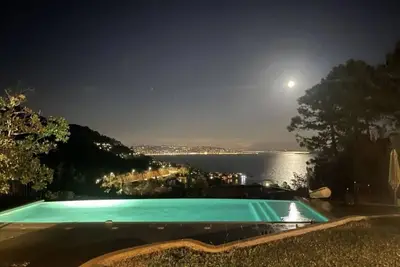 Image de Villa with the most magical sea view overlooking the bay of Cannes