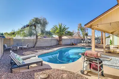 Image de Seasonally Heated Pool: Phoenix Family Home!
