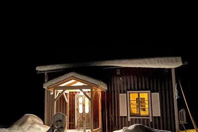 Image de Small house in Sweden - between mountain, lakes and sea in the Höga-Kusten region