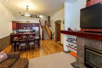 Image de New! 7301- Three Bedroom Deluxe Crossings Townhomes