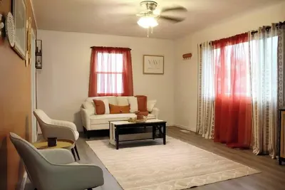 Image de 3-bedroom house in enjoyable Springfield with Ac, WiFi. Relax and unwind