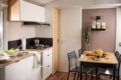 Image de Mobil-Home Nest 35. 3 - 3 Ch - Nouveauté 2023 7 personnes