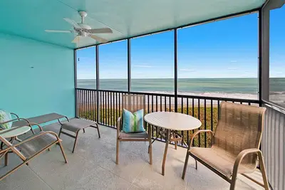 Image de 1-bedroom oceanfront condo on Hutchinson Island