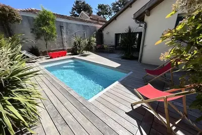 Image de 023 - Wunderschöne Duplex-Villa mit Schwimmbad im Herzen des Resorts von Soulac/mer