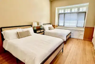 Image de Peach Street Inn | Suite 4 | Sleeps 4
