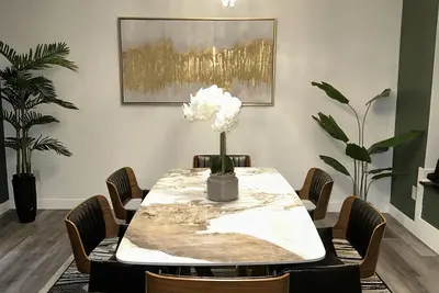 Charming Modern Home In Downtown Indianapolis