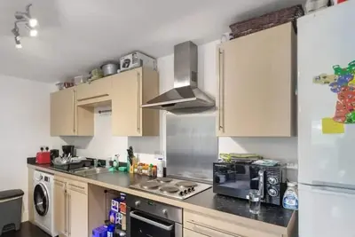 Image de 2 bed-Colchester Apartment-FreeP- Tv-Wifi