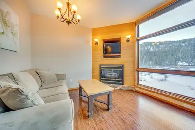 Image de Steps to River Run Gondola: Ski Condo w/ Views!