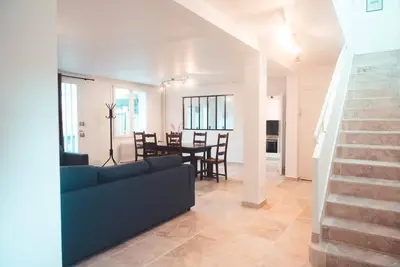 Image de L’Unique - Grande maison de groupe plein centre