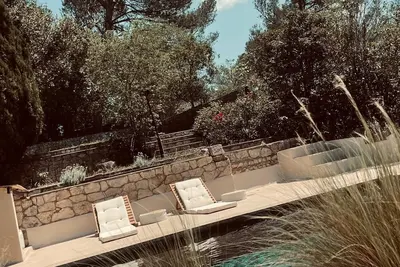 Image de Maison en garrigue, piscine privée, lumineuse, proche Cv Nîmes et commerces