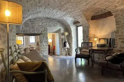 Image de Maison de village avec piscine